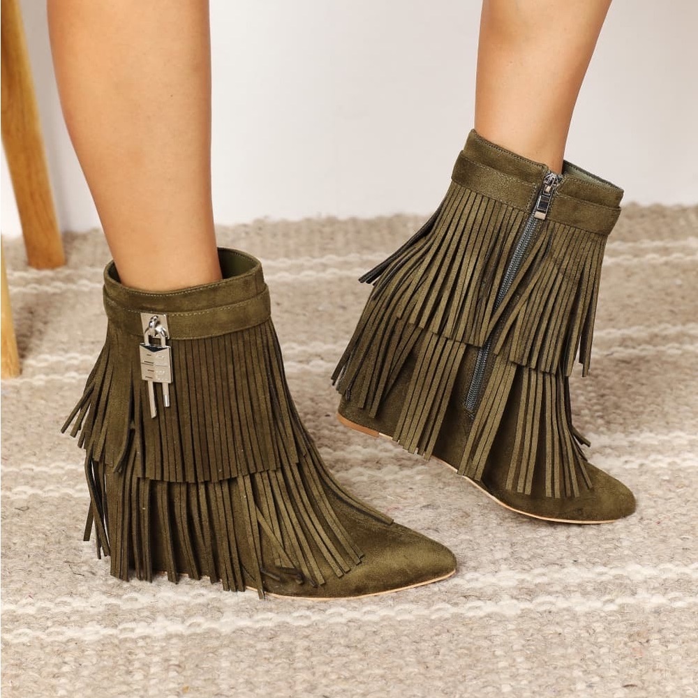 NEW WILD DIVA Cowgirl Fringe Covered Wedge Heel Ankle Booties in Olive Green - Picture 2 of 6
